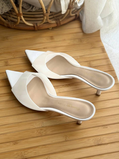 Gianvito Rossi
Super Master
𝗦𝗶𝘇𝗲 𝟯𝟲 𝘁𝗼𝗼 𝟰𝟭 
450 dhs💛

Zain303
♥️♥️♥️