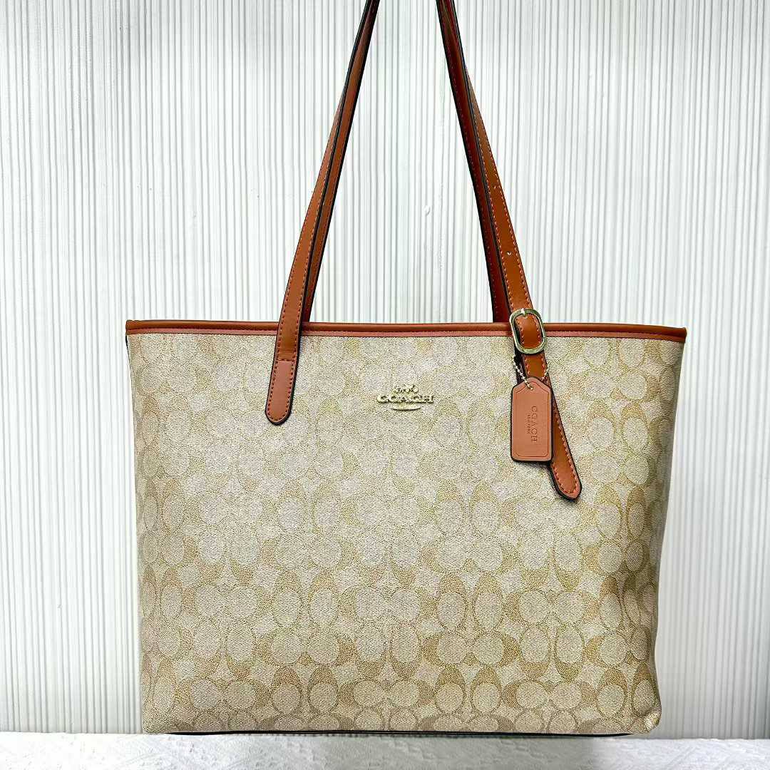 Coach
75 dhs✅

Zain232
♥️♥️♥️