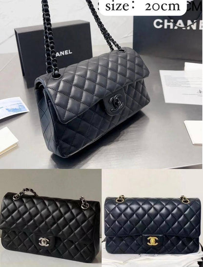 Chanel
120 dhs✅
Size：25cm
Good-quality with box

Zain35
♥️♥️♥️