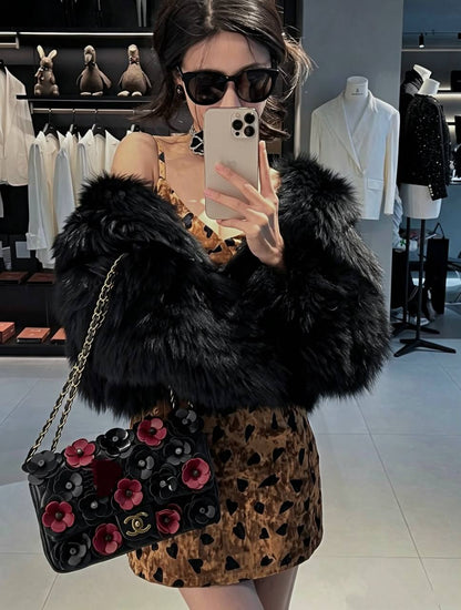 CHANEL
 COPY ONE 
WITH BOX 
140 dhs✅

Zain295
♥️♥️♥️