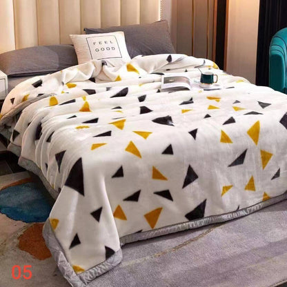 New collection 
Sofa and smooth 
💯💯💯❄️❄️
Blanket for winter 
Double face 
Size 230”200
110 dhs🪙💚

Zain99