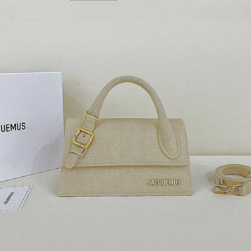 JACQUEMUS 
RESTOCK 
GOOD QUALITY 
WITH BOX 

100 dhs🇦🇪🇦🇪

SIZE: 20cm

Zain295
♥️♥️♥️