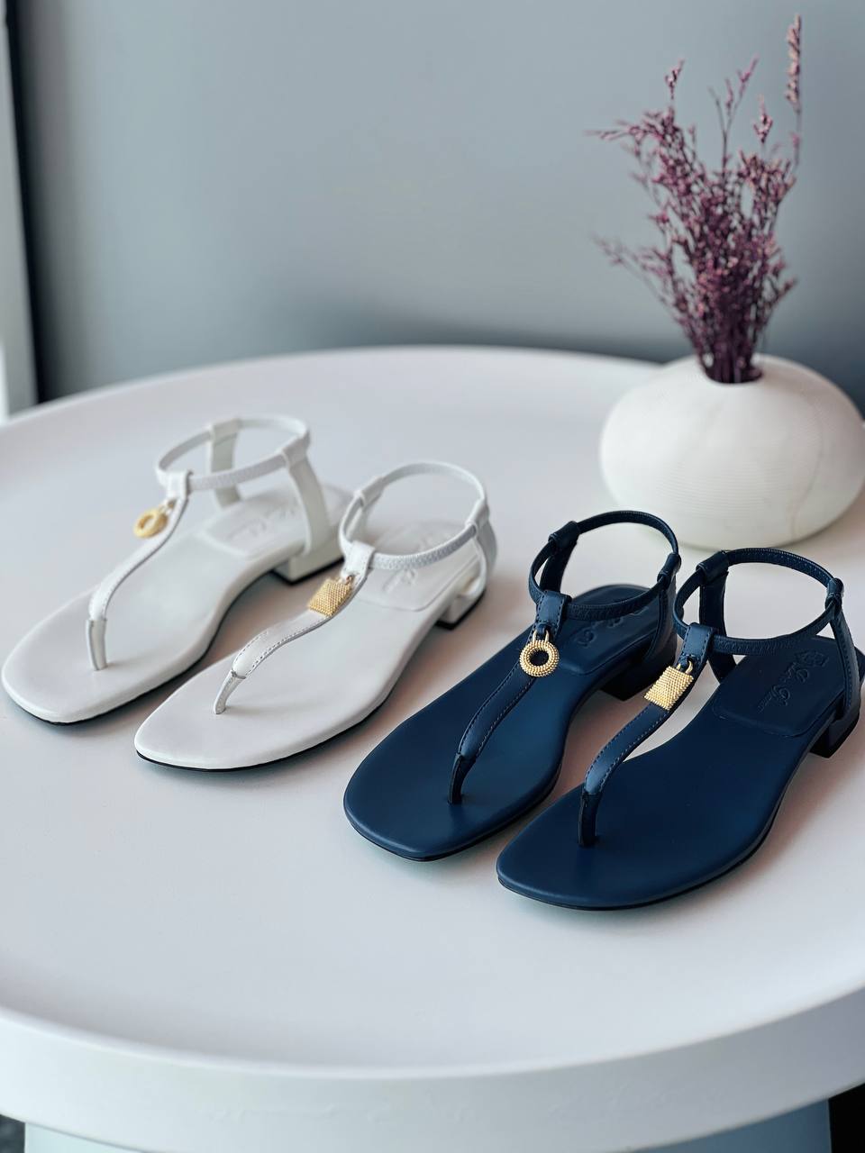 LORO  PIANA🩵💛
*36-41*
_Super master high quality_🪡
380 dhs✅

Zain176
♥️♥️♥️