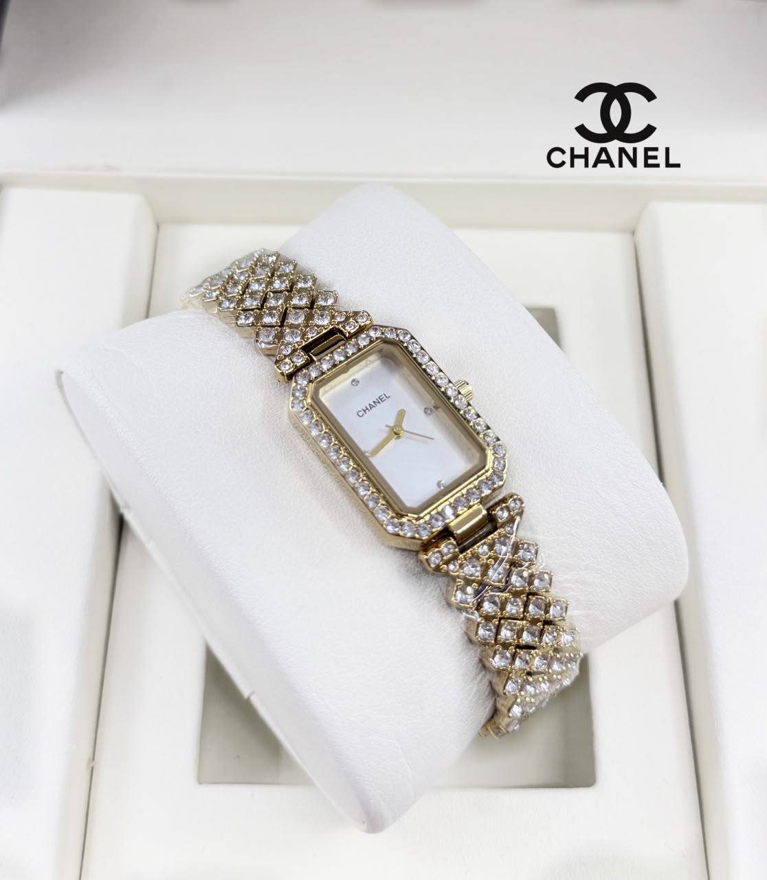 Chanel
*Ladies*
55 dhs💓

Zain29
♥️♥️♥️