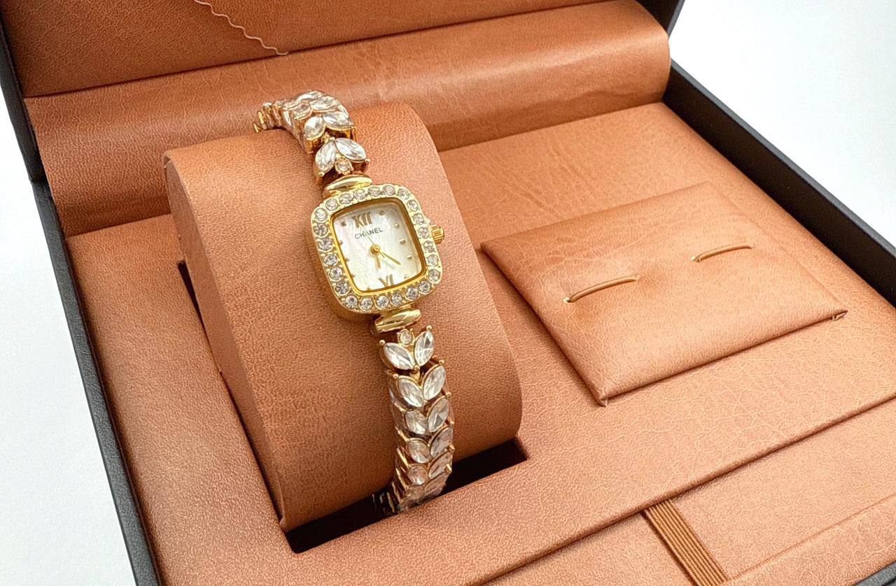 New Stock watches
60 dhs🪙

Zain45
♥️♥️♥️