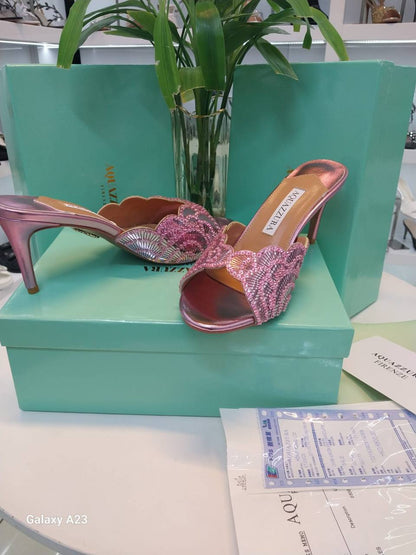 High Quality
280 dhs✅
Size 36-41

Zain207
♥️♥️♥️