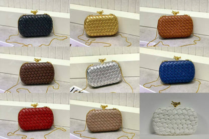 Bottega

100 dhs🇦🇪🇦🇪🇦🇪

High-quality 
with box

Zain35
♥️♥️♥️