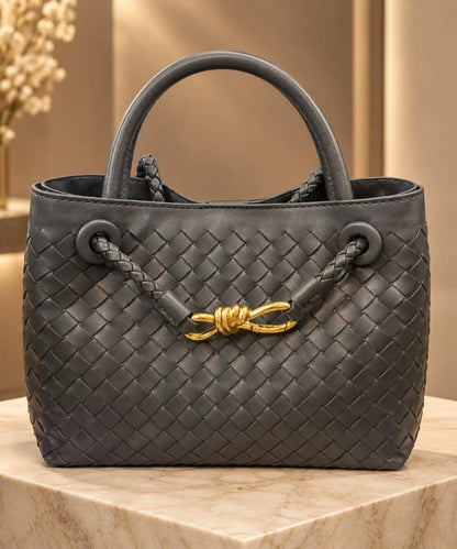 Bottega
New arrival

26cm
without box
100 dhs🇦🇪🇦🇪

Zain118
♥️♥️♥️