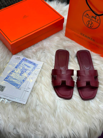 Hermes
Size:36 to 41
90 dhs🇦🇪🇦🇪

Zain241
♥️♥️♥️