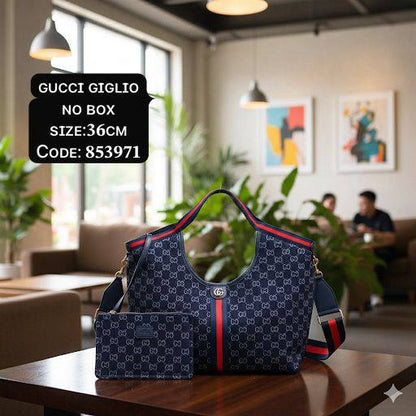 Gucci ɢɪʟɪᴏ ᴛᴏᴛᴇ
ɴᴏ ʙᴏx
ʟᴇᴀᴛʜᴇʀ
sɪᴢᴇ:𝟑𝟔ᴄᴍ
120 dhs🪙🌨️

Zain56
♥️♥️♥️