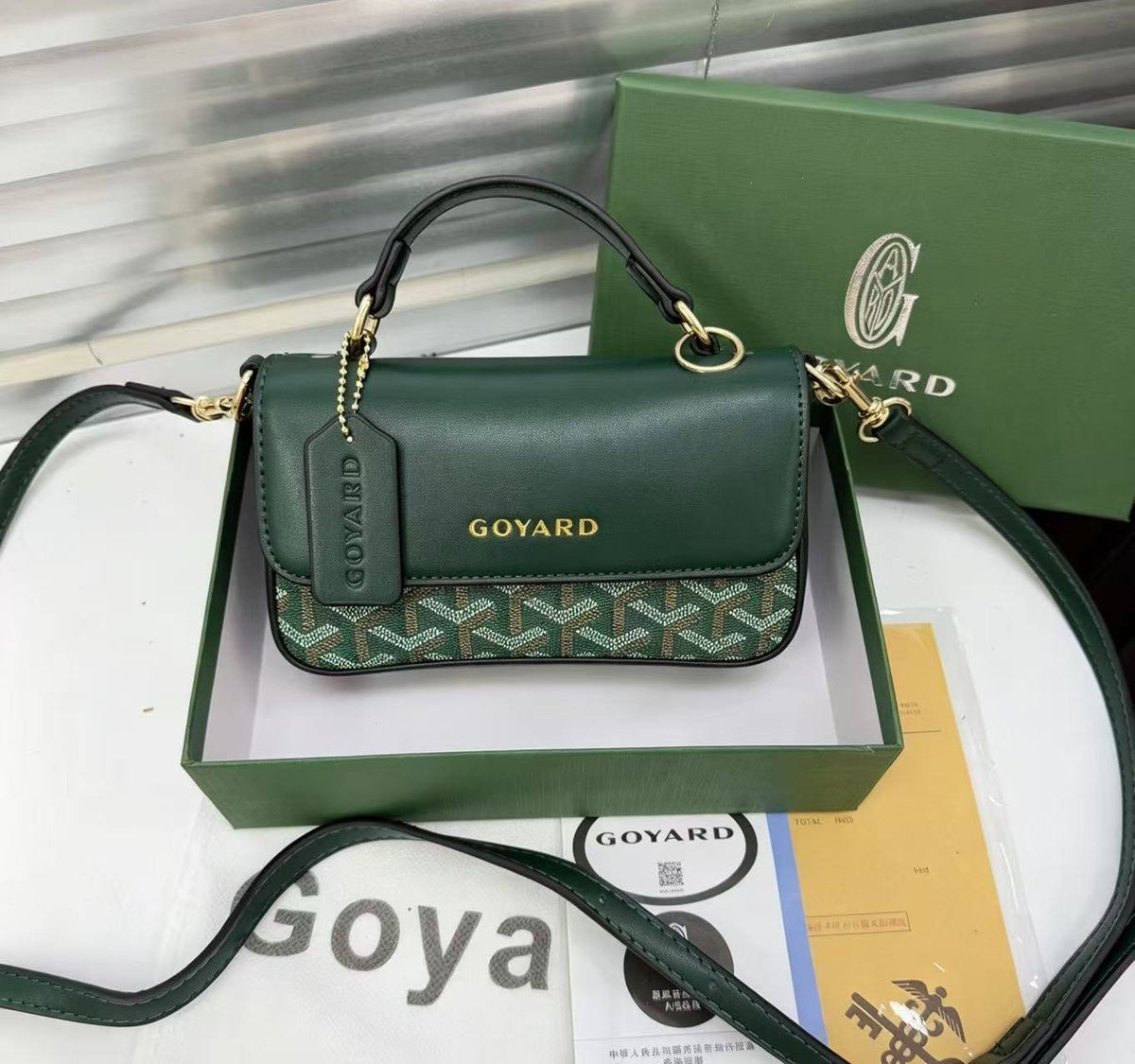 Goyard

With box 🎁
80 dhs🇦🇪🇦🇪

Zain232
♥️♥️♥️