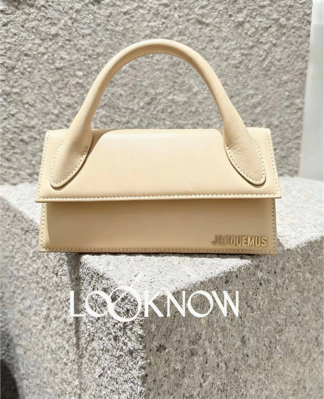Jacquemus - LV
90 dhs🪙💕

Good quality 

with box
🎁🎁🎁

Zain35
♥️♥️♥️