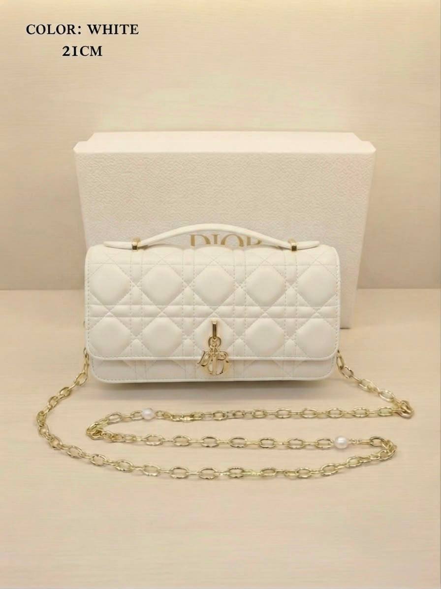 ᴍʏ ᴅɪᴏʀ ᴍɪɴɪ ʙᴀɢ
Dior
ᴛᴏᴘ ʜᴀɴᴅʟᴇ/ ɢᴏʟᴅᴇɴ ᴄʜᴀɪɴ
ᴡɪᴛʜʙᴏx
ʟᴀᴍʙsᴋɪɴ ᴍᴀᴛᴇʀɪᴀʟ
sɪᴢᴇ:𝟐𝟏ᴄᴍ
105 dhs🇦🇪🇦🇪

Zain56
♥️♥️♥️