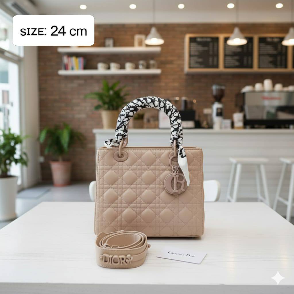 Dior
ᴍᴀᴛᴛᴇ ʟᴇᴀᴛʜᴇʀ ᴍᴀᴛᴇʀɪᴀʟ
ᴡɪᴛʜ ᴛᴡɪʟʟʏ ɪɴᴄʟᴜᴅᴇ
sɪᴢᴇ: 24 cm
ᴡɪᴛʜ BOX
🎁🎁🎁

110 dhs🪙🌨️

Zain31
♥️♥️♥️