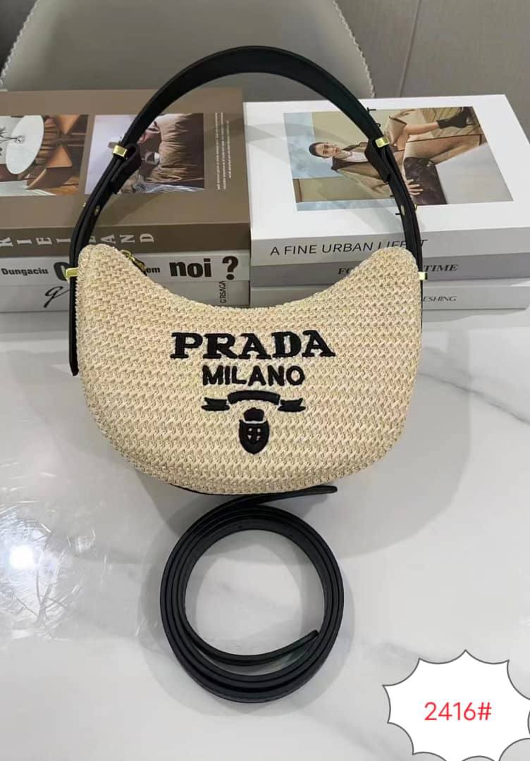 Prada
85 dhs✅
high quality

Zain26
♥️♥️♥️