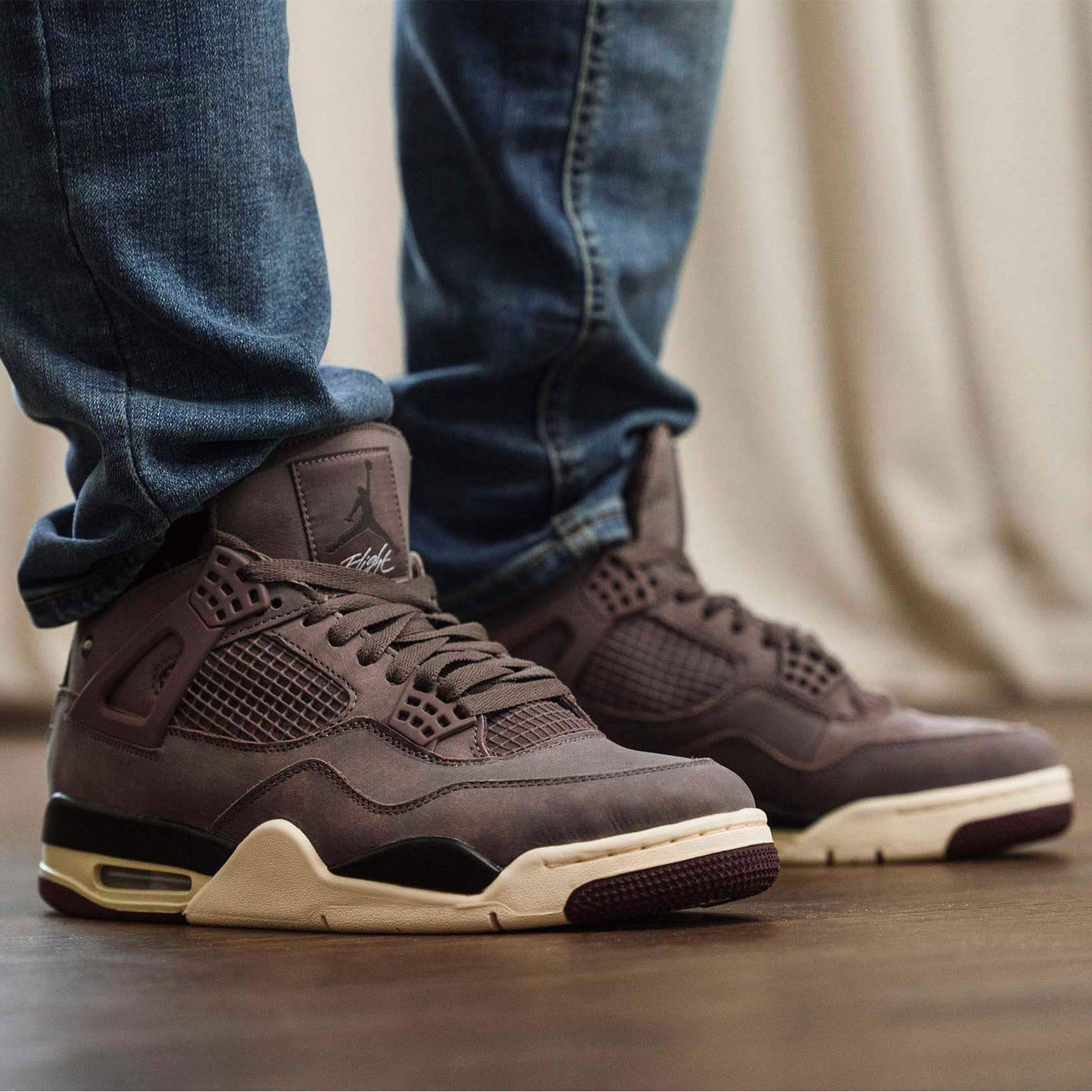 Air Jordan Retro 4 X A Ma Maniére Violet Ore🤎
40-45 AVAILABLE 
190 dhs❣️

Zain242
♥️♥️♥️