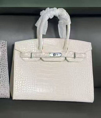 Hermes
25cm 100 dhs🇦🇪 
30cm 115 dhs🇦🇪

Zain143
♥️♥️♥️