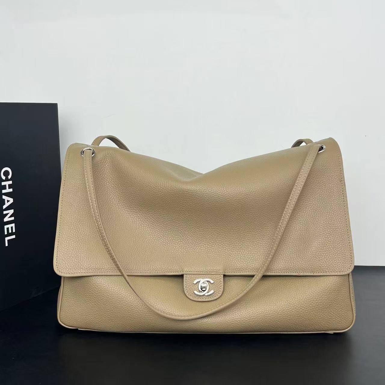 Chanel
Master🌺🌺
#40cm 410 dhs💛
#32cm 400 dhs💛

Zain228
♥️♥️♥️