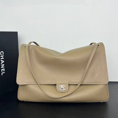 Chanel
Master🌺🌺
#40cm 410 dhs💛
#32cm 400 dhs💛

Zain228
♥️♥️♥️