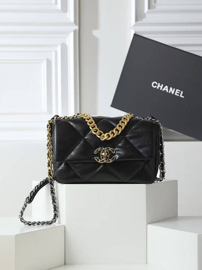 Chanel
Master+++
340 dhs❣️

Zain153
♥️♥️♥️