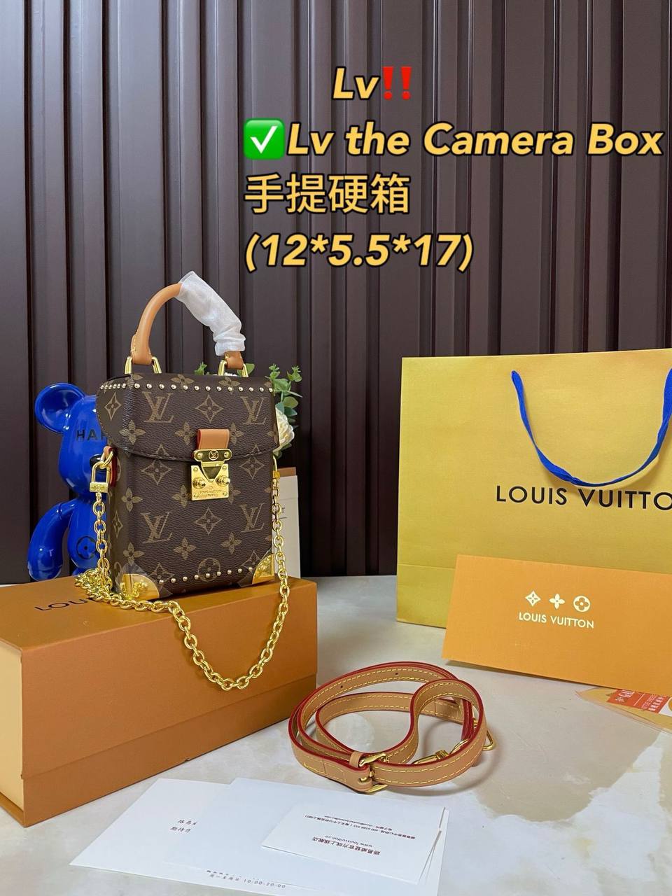 LV
17*12*6 cm
70 dhs👑

Zain17
♥️♥️♥️