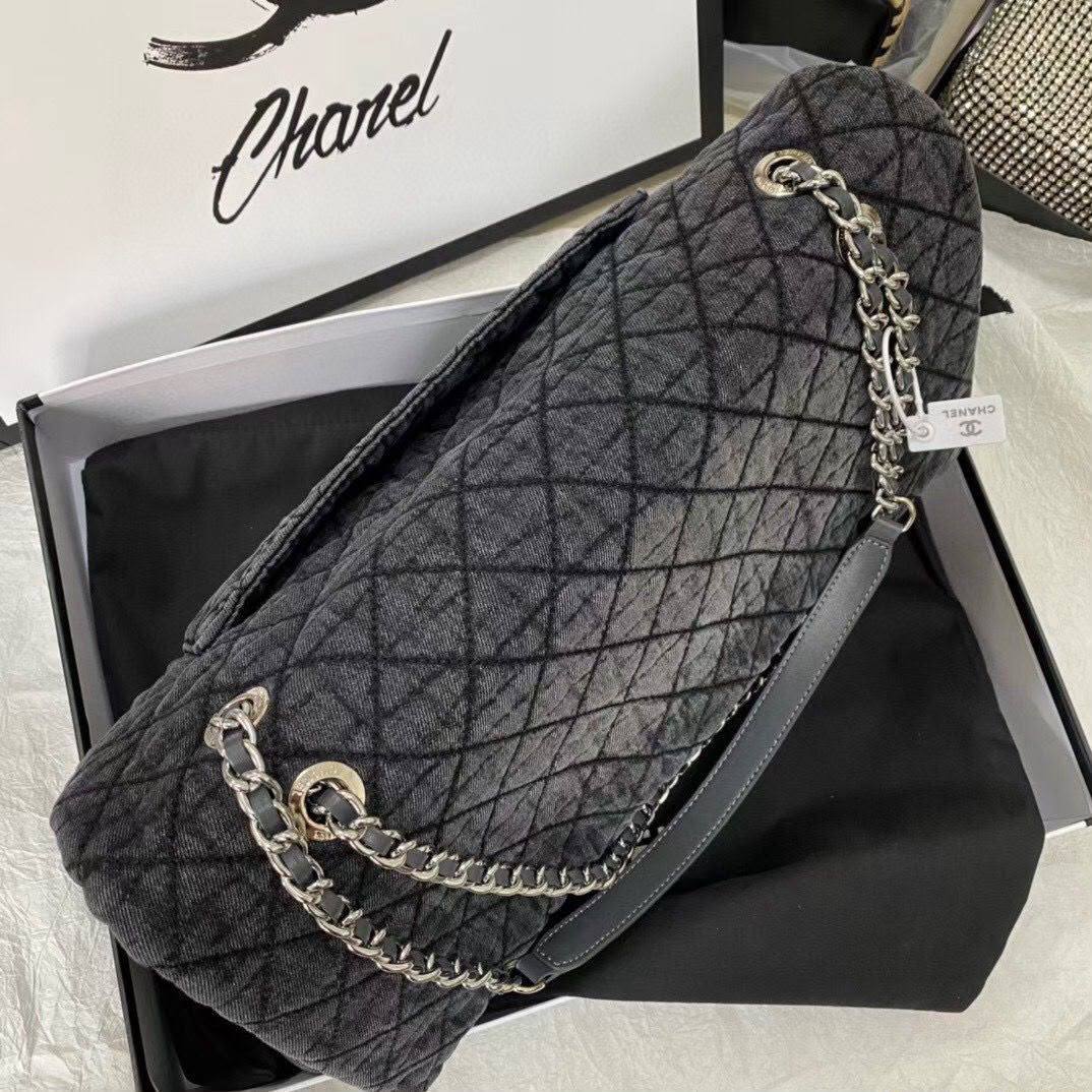 CHANEL 
COPY ONE 
190 dhs✅

Zain295
♥️♥️♥️