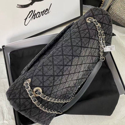 CHANEL 
COPY ONE 
190 dhs✅

Zain295
♥️♥️♥️