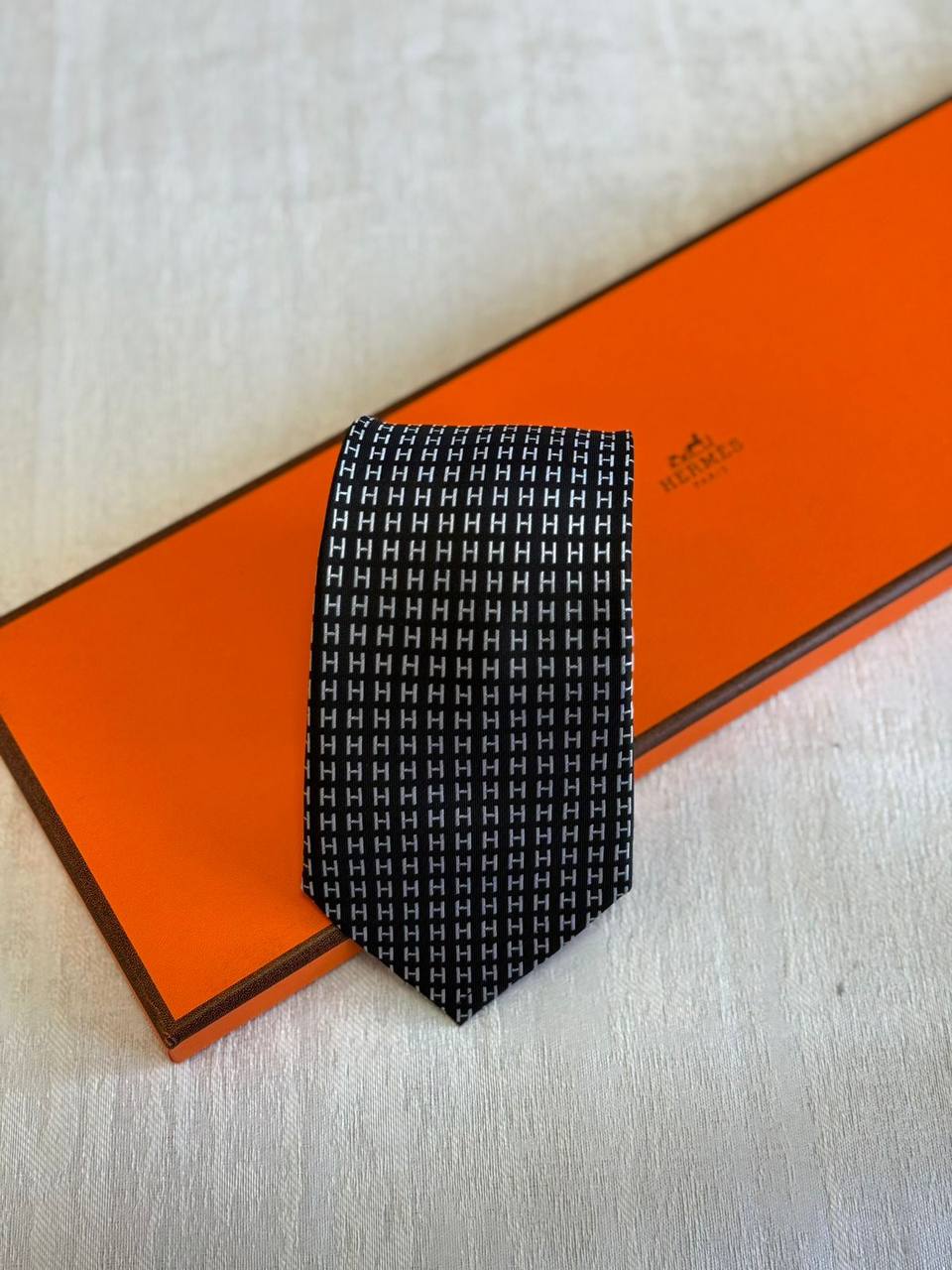 TIE
*Master quality*
*New collection*
190 dhs💓

Zain179
♥️♥️♥️