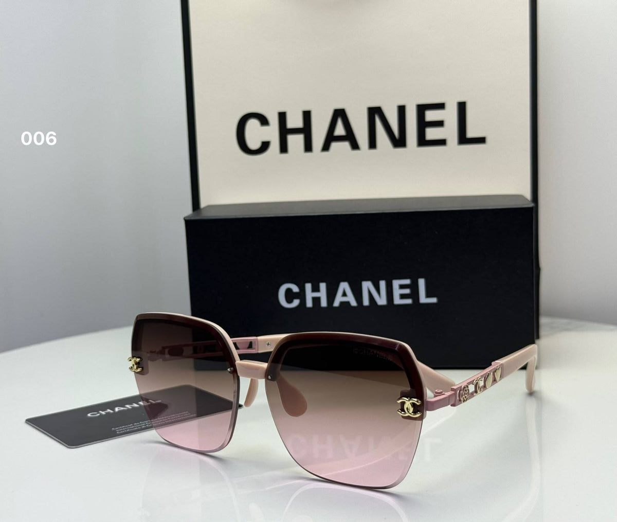 Chanel
Sunglasses 
65 dhs🇦🇪🇦🇪

Zain182
♥️♥️♥️