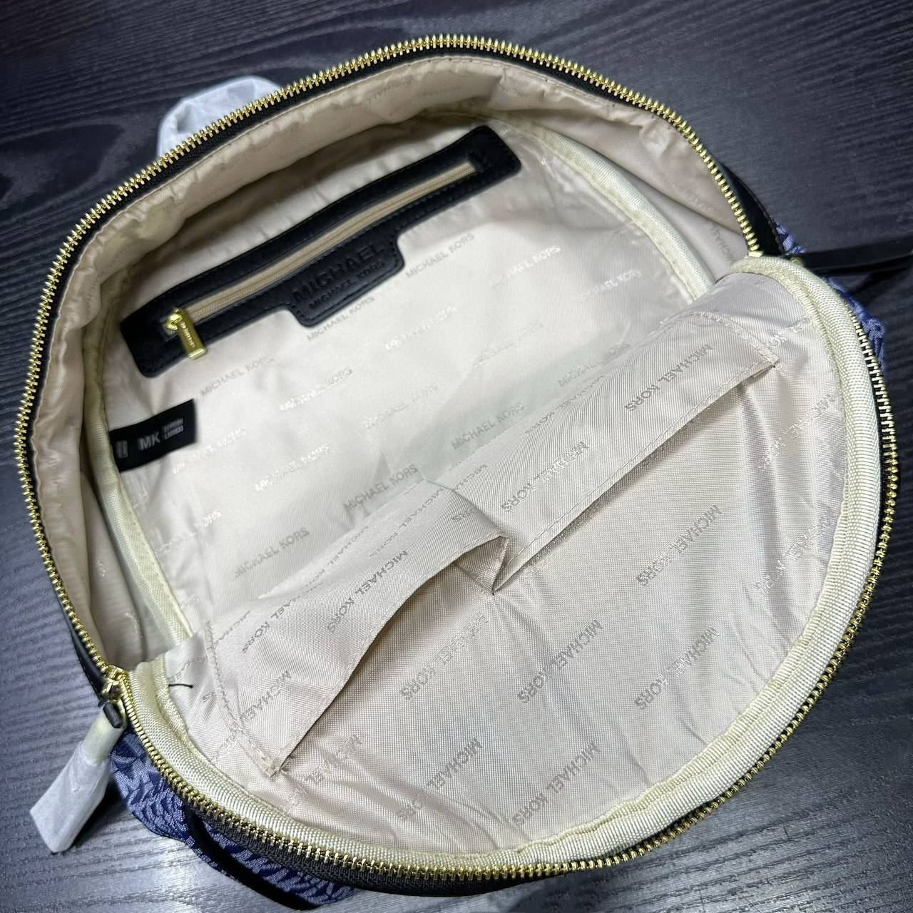 MK BACKPACK 
GOOD QUALITY 
95 dhs✅

Zain39
♥️♥️♥️