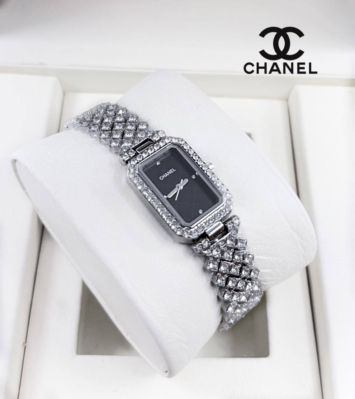 Chanel
*Ladies*
55 dhs💓

Zain29
♥️♥️♥️