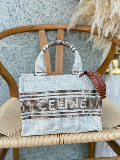 CELINE
26cm
320 dhs🇦🇪🇦🇪
Top quality

Zain167
♥️♥️♥️