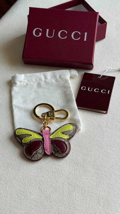 GUCCI CHARMS
Super master quality 
*with complete packing*🎁

320 dhs✅

Zain280
♥️♥️♥️