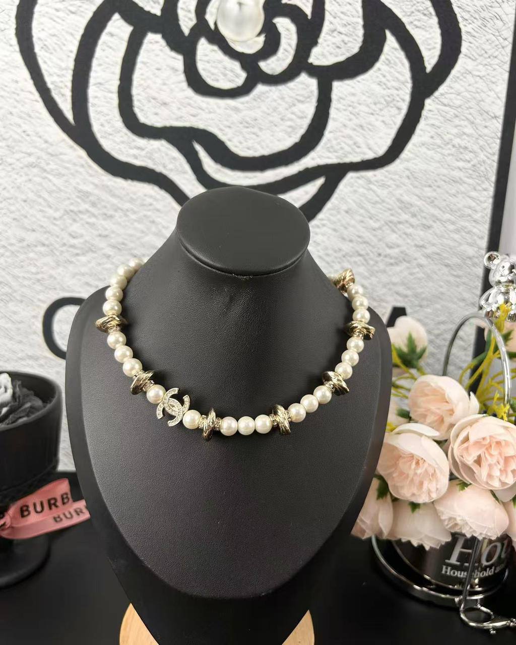 NECKLACE CHANEL 
MASTER 
100 dhs🪙🌨️

Zain89
♥️♥️♥️