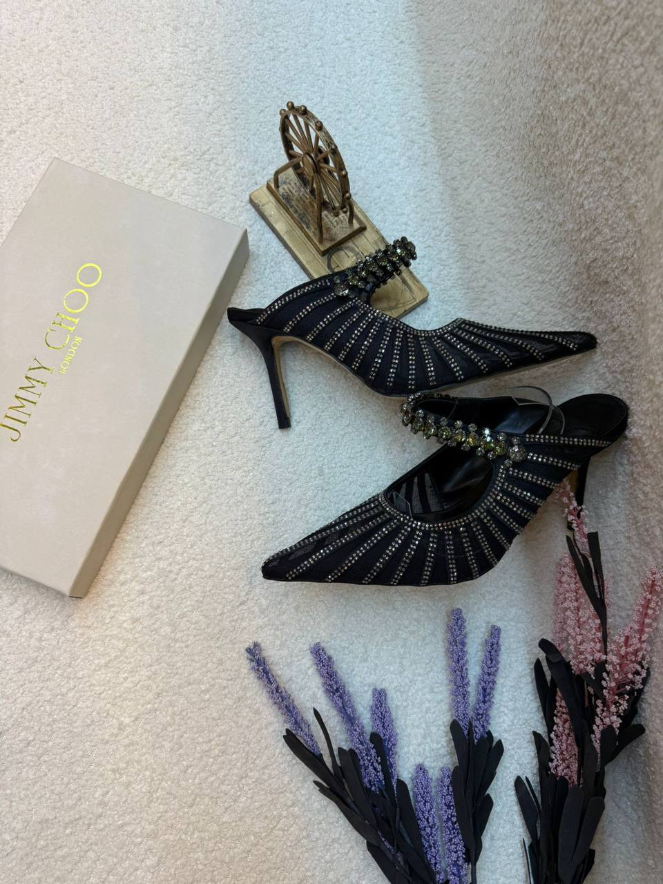 New. Jimmy choo heel 

      Size  .  36.  to 41

170 dhs🪙🌨️

Zain80
♥️♥️♥️