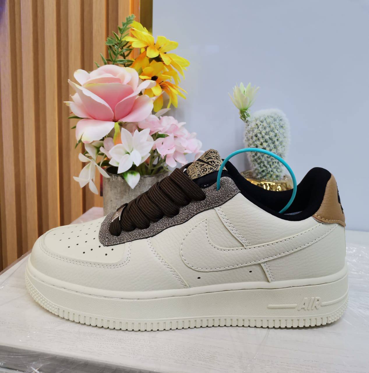 NIKE
40 to 45 size
95 dhs🪙🌨️

Zain27
♥️♥️♥️