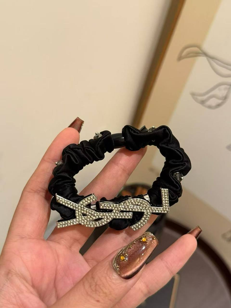 Head Accessories ❤️‍🔥*
good quality 💯
With paper bag🛍️
20 dhs💓

Zain216
♥️♥️♥️