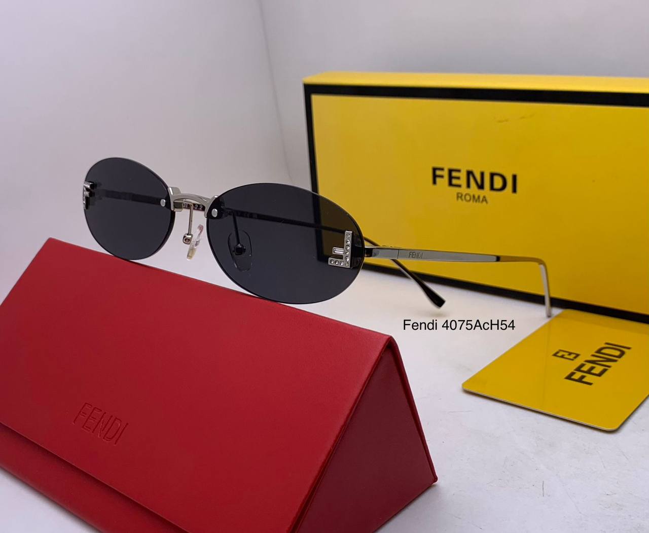 Fendi
master quality 
180 dhs

Zain126
♥️♥️♥️