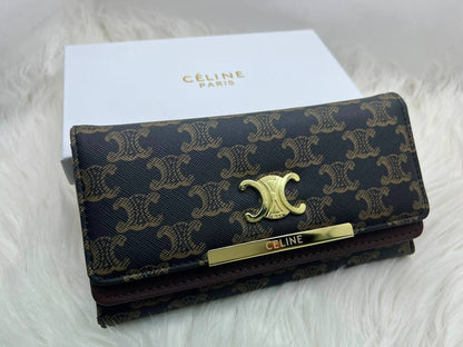 Wallets
45 dhs🇦🇪🇦🇪

Zain182
♥️♥️♥️
