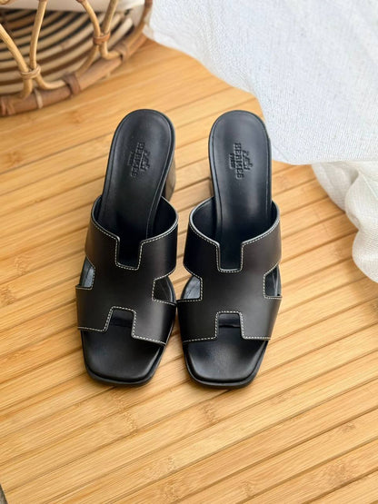 Hermes
AA quality
𝗦𝗶𝘇𝗲 𝟯𝟲 𝘁𝗼 𝟰𝟮 
450 dhs✅

Zain302
♥️♥️♥️