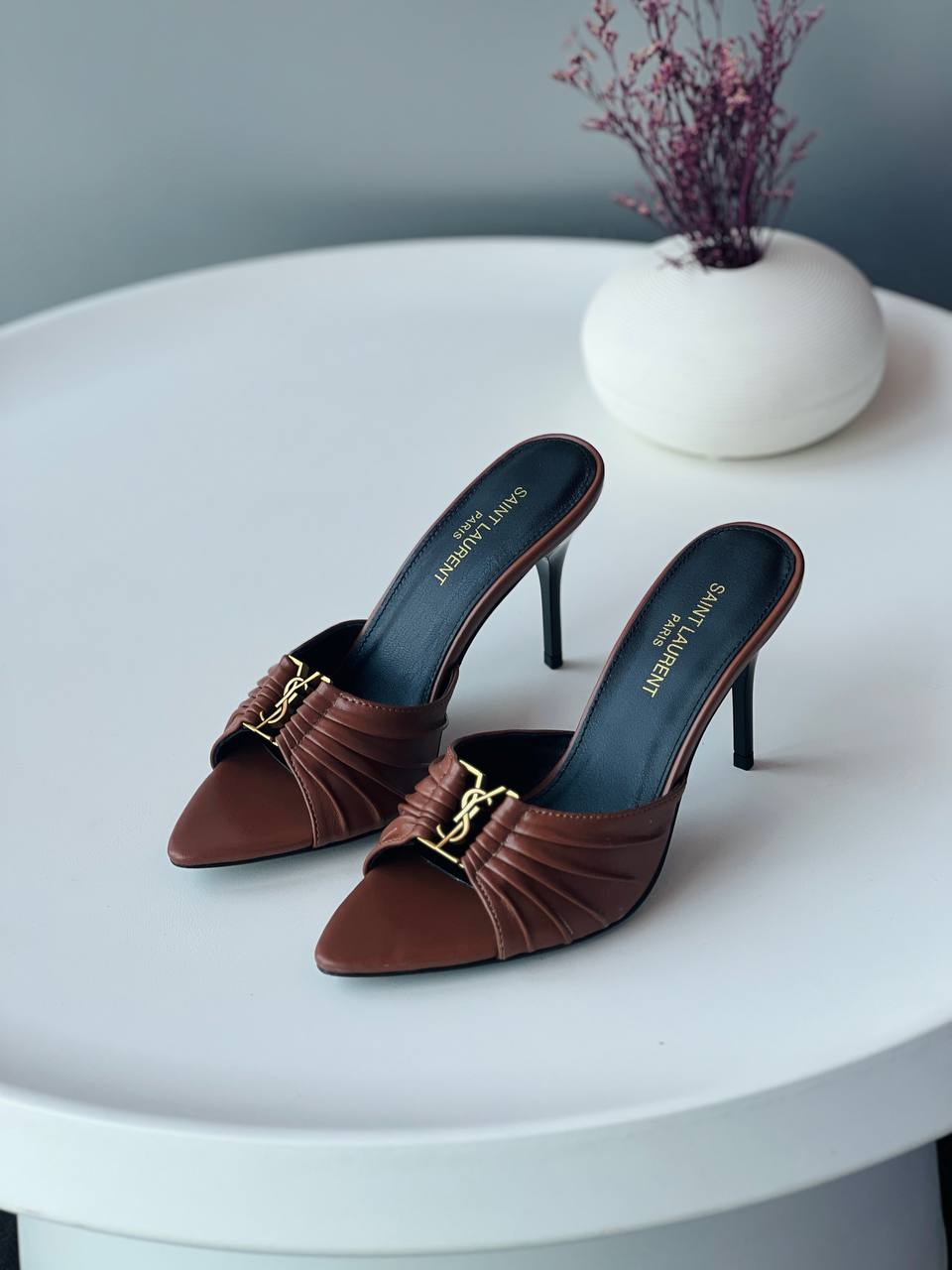 Ysl ✨⭐️
Size 36-41
_Super master high quality_🪡
450 dhs💛

Zain176
♥️♥️♥️