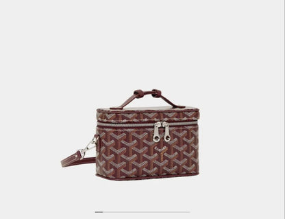 Goyard
with box
100 dhs💛

Zain143
♥️♥️♥️