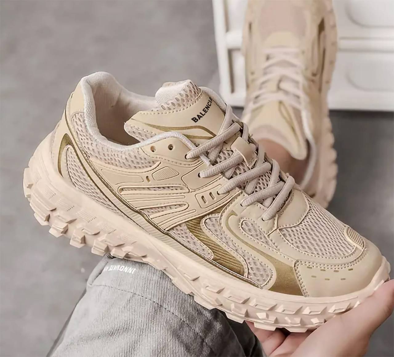 Balenciaga
Size 40to45
90 dhs🇦🇪

Zain163
♥️♥️♥️