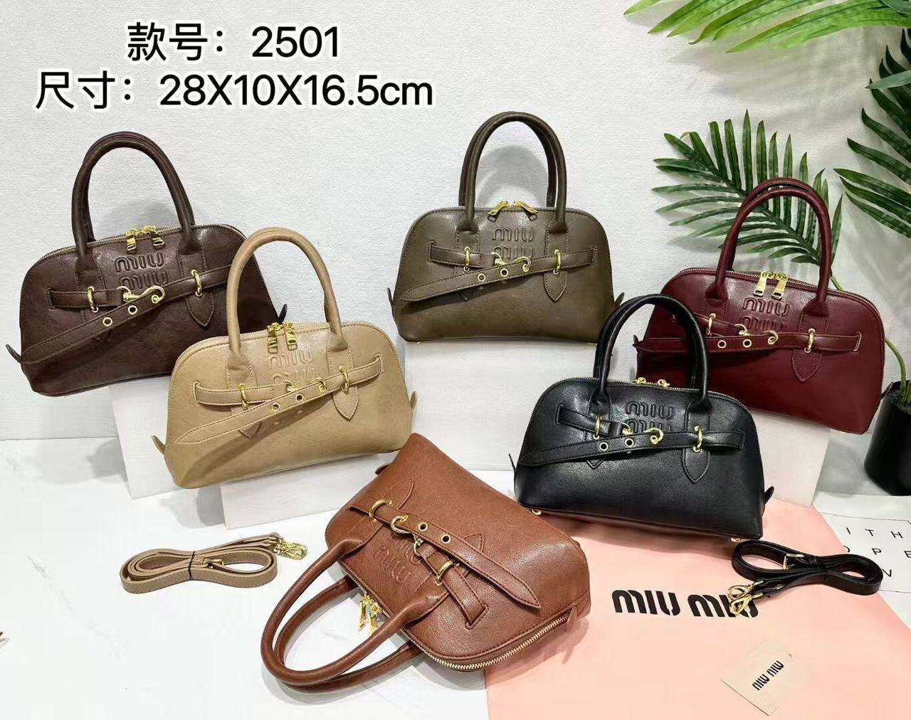 MiuMiu 
80 dhs🪙🌨️

Zain42
♥️♥️♥️