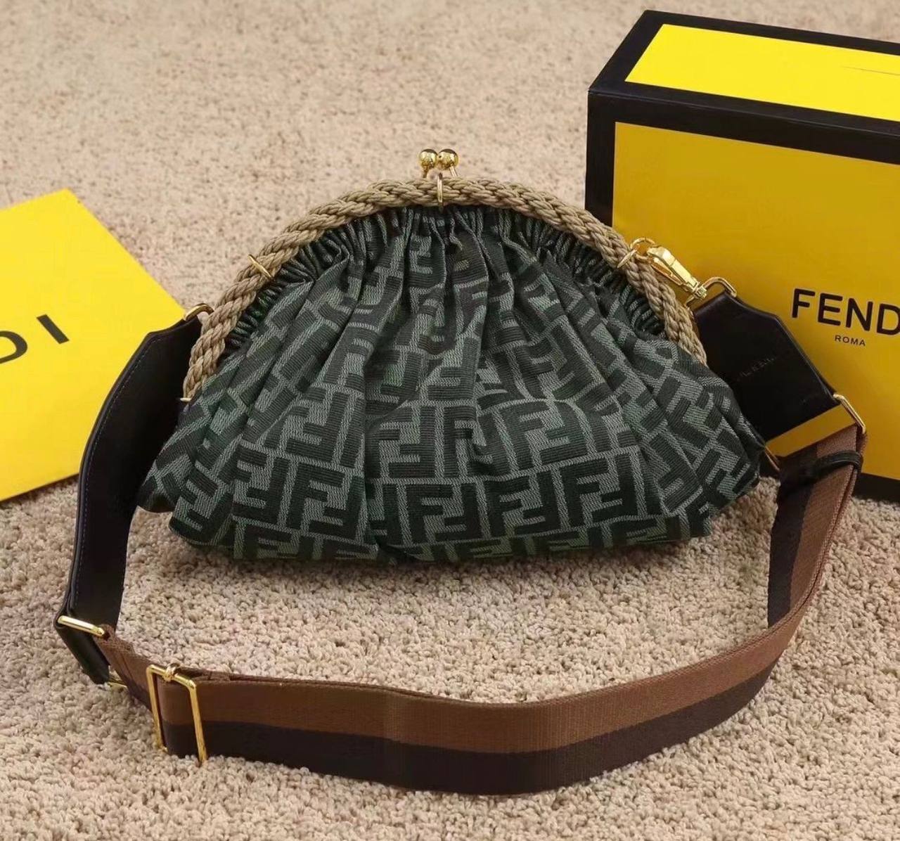 Fendi
Master 
For Price 👇 WTSP Text Zain 0568585901

Zain142
♥️♥️♥️