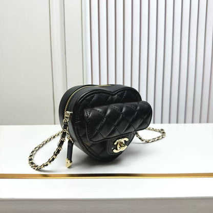 Chanel
Master🌺🌺
270 dhs💛

Zain141
♥️♥️♥️