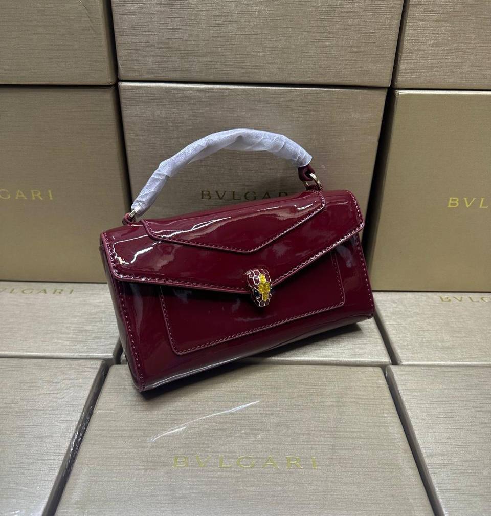 Bvlgari ❣️😊
high quality
140 dhs✅

Zain143
♥️♥️♥️