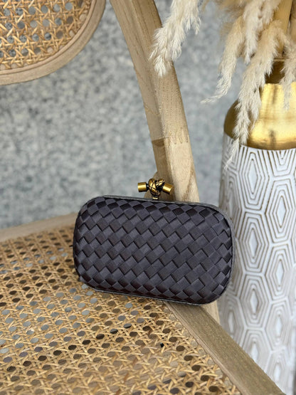 BOTTEGA VENETA

16cm
320 dhs🗽
Super Master Quality✨✨✨
With box🎁

Zain167
♥️♥️♥️