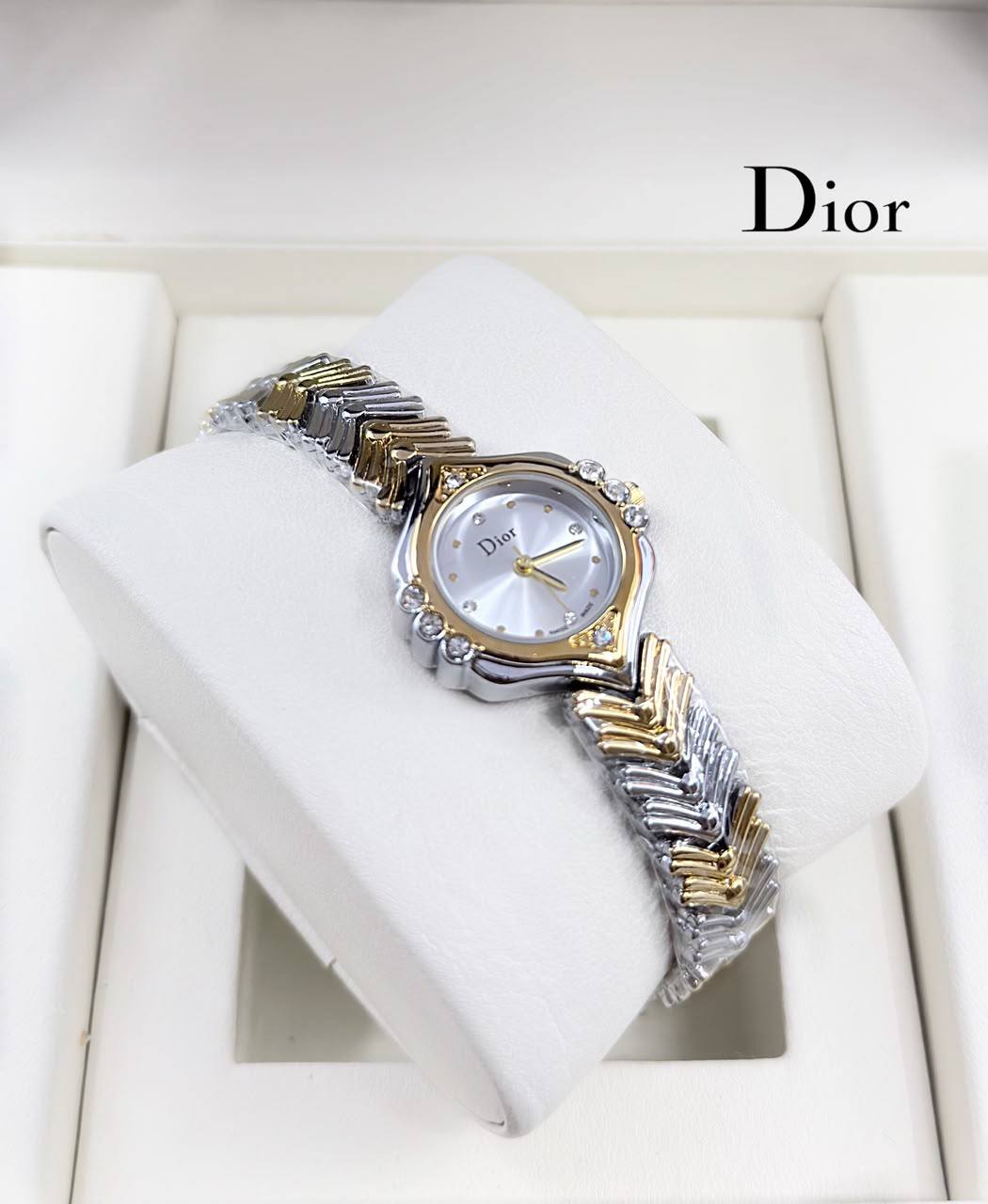 Dior Ladies Fancy
55 dhs💓

Zain29
♥️♥️♥️