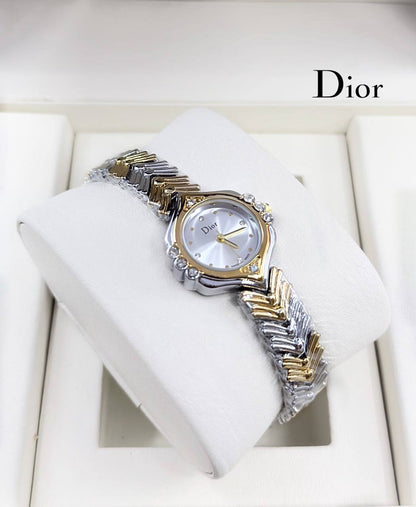 Dior Ladies Fancy
55 dhs💓

Zain29
♥️♥️♥️